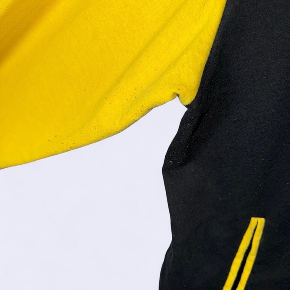 Wiz Khalifa “Taylor Gang” Varsity Jacket
📏 Size: 2XL - Picture 4 of 6